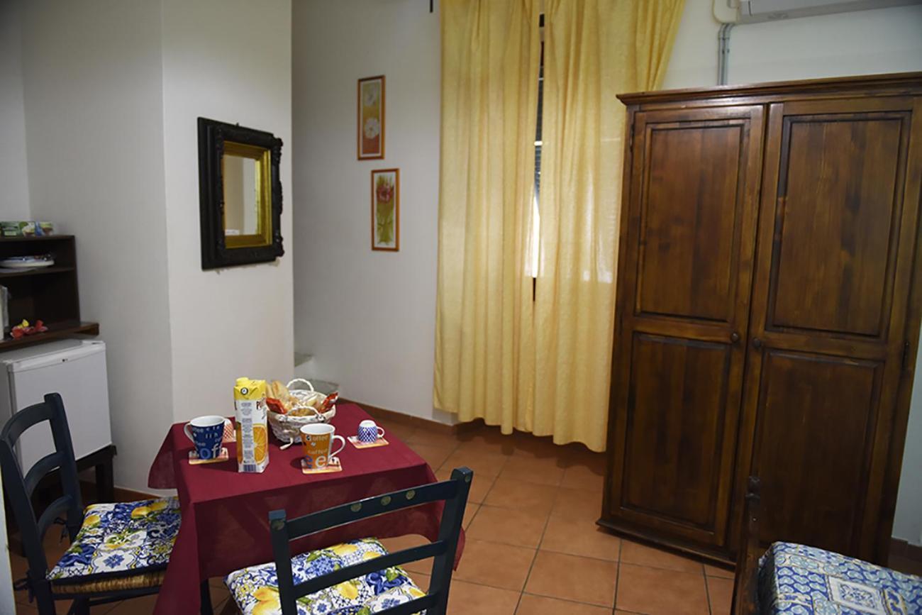 B&B Abaco Альгеро Экстерьер фото